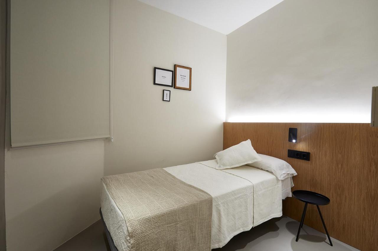 Standard Single Room Shower,1247676952:JPEG